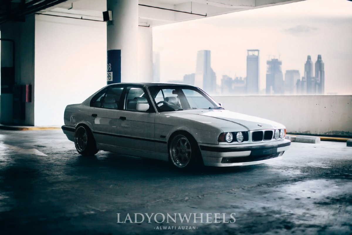 BMW E34 - 7