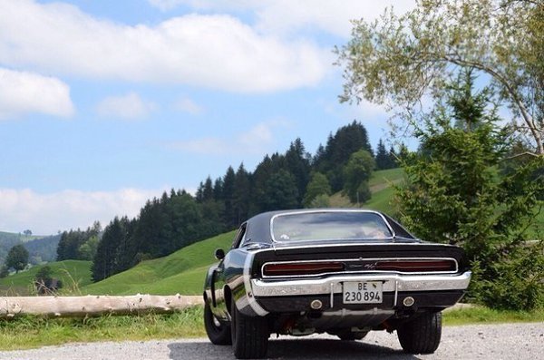 Dodge Charger R/T - 4