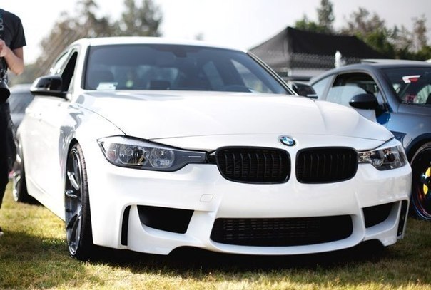 BMW F30