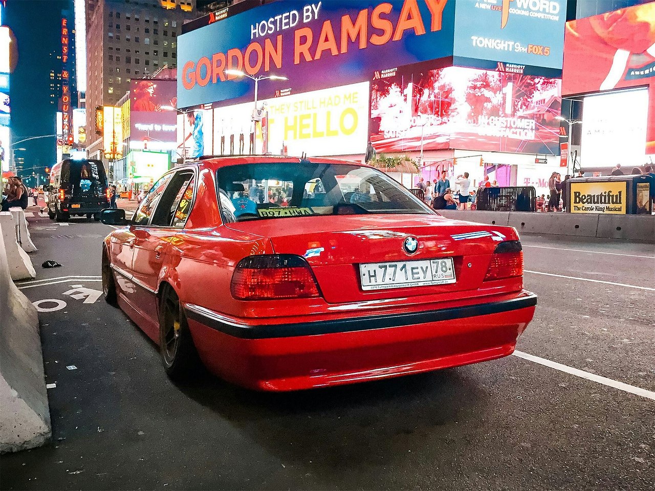 BMW 7 Series E38 - 2