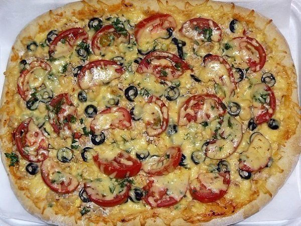 9 рецептов для любителей пиццы.1. Пицца с вкусным краешком2. Пицца «Замечательная»3. Пицца ... - 2