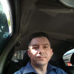 Yaroslav, 40, 