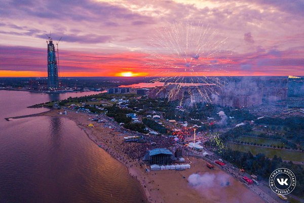 ������� ������ ����� � ���� �����, �� �� �������� ���-���� ������� ������������ ��������. ���������� ... - 3