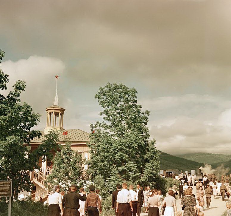   1955     . - 9