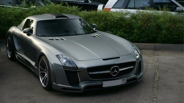 Mercedes-Benz SLS AMG