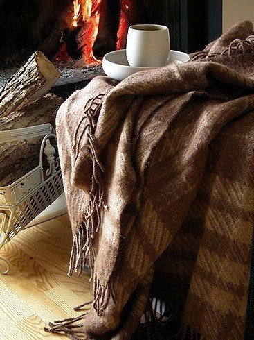 ))).Сейчас я вспоминаю слова бабушки, которая говорила, что любовь - это когда хочешь с кем-то ...
