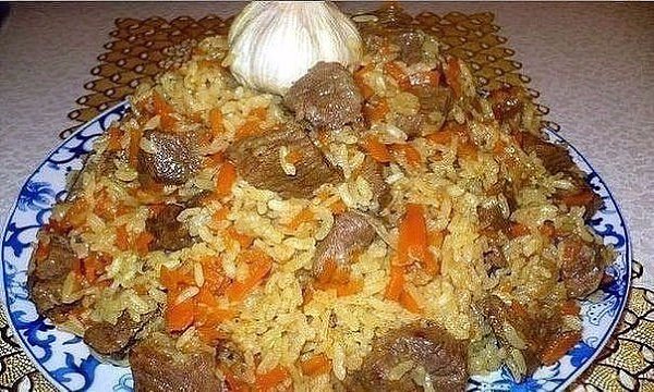 Вкуснейший плов. Приготовление: 1. Накаляем раст.масло в казане (я использую старинную глубокую ...