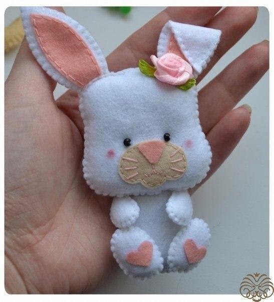 Забавные игрушки из фетра по одной выкройке - 3