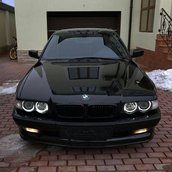 BMW 7 Series E38