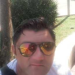 Ricardo, , 43 