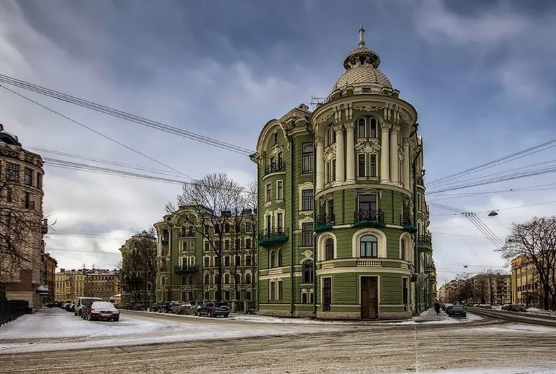 Как раньше петроградка. Доходный дом Колобовых Санкт-Петербурге. Санкт-Петербург доходный дом Колобовых ул.Ленина 8. Доходный дом Купцов Колобовых. Дом Купцов Колобовых в Санкт-Петербурге.