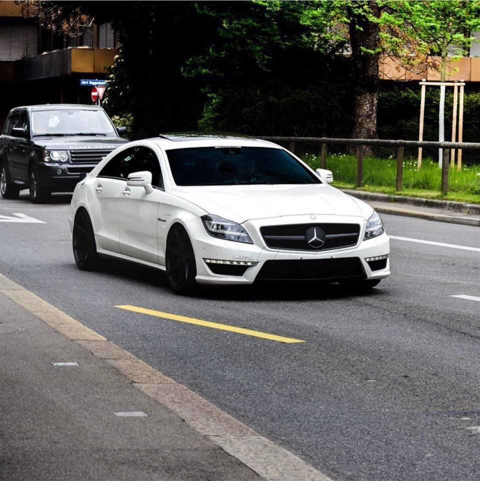 Mercedes-Benz CLS63 AMG