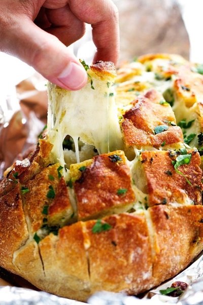 Чесночный хлеб с сыром.Просто и невероятно вкусно! Сохрани рецепт, чтобы не ... - 4