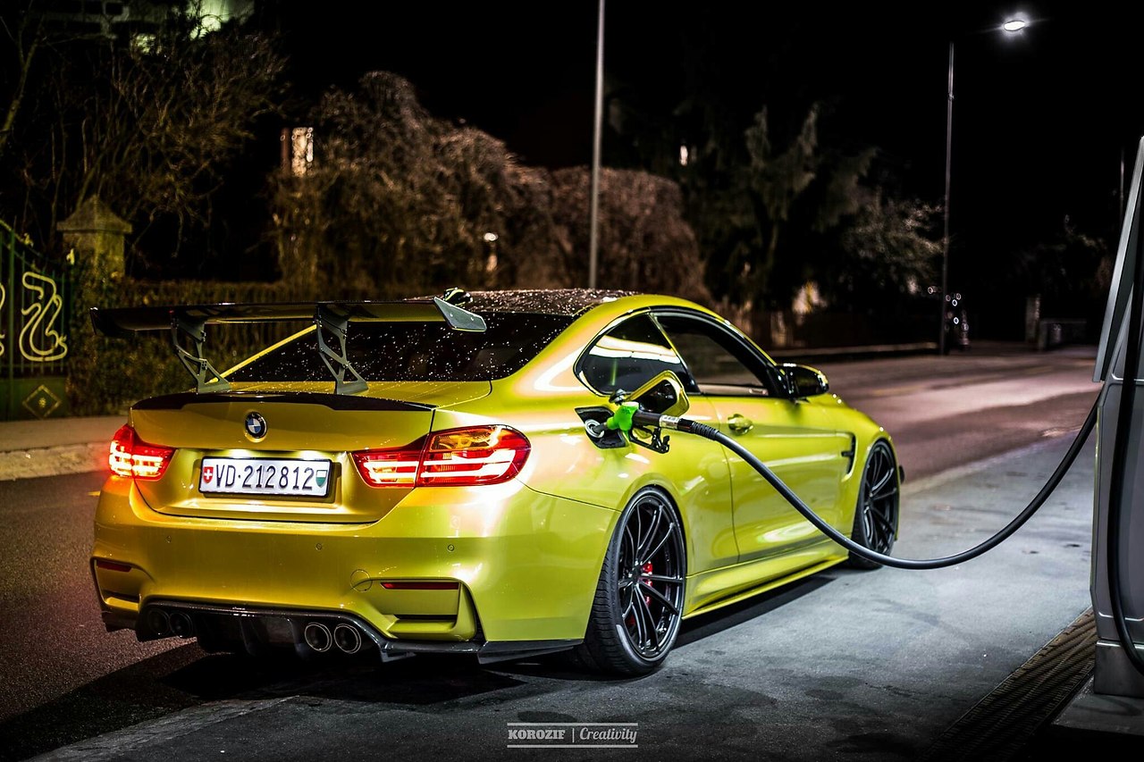 BMW M4 F82 - 2