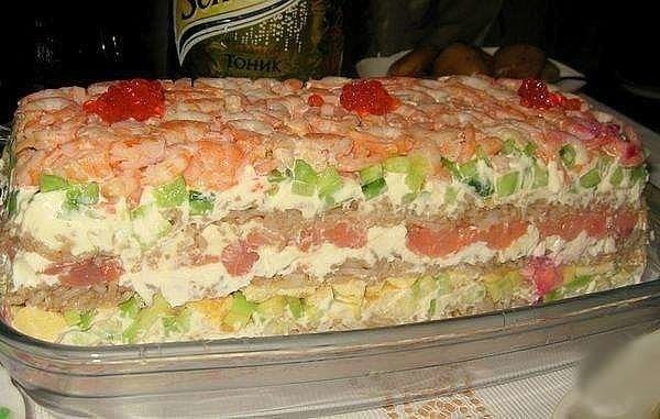 САЛАТ «СУШИ» - НЕВЕРОЯТНО ВКУСНО, НЕ ОТЛИЧИТЬ ОТ НАСТОЯЩИХ! Этот салат идеально подходит для любого ...