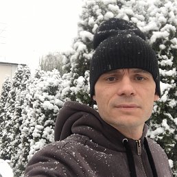 ����� ���������, ������, 42 ����