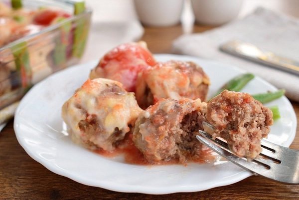 Нежные мясные шарики по-берлински.Сохрани себе Ингредиенты:Фарш мясной (говядина, утка) — 300 гЯйцо ...