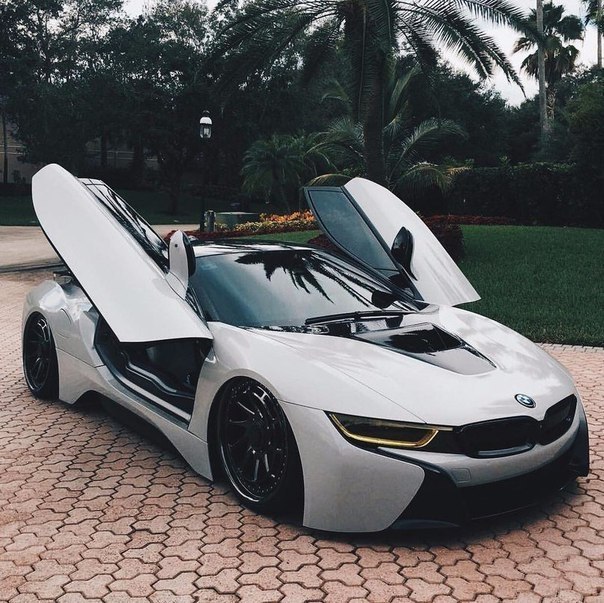 i8