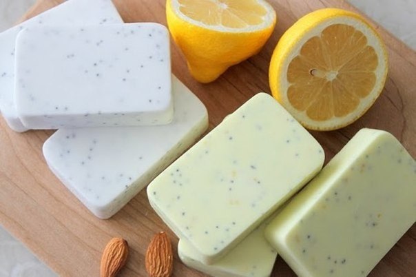 САМОДЕЛЬНОЕ МЫЛО- полезная и простая вещь, которая сделает Вашу кожу мягкой и шелковистой. ...