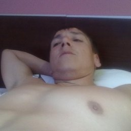 Alexey, 37, 