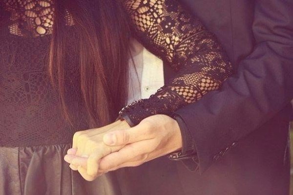Никогда не слушайте советов про любовь, потому что у каждого она своя.