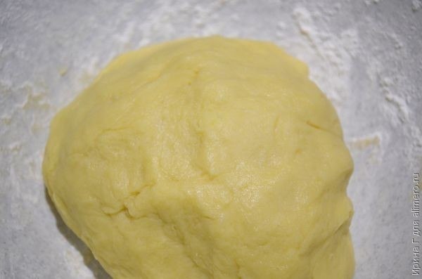 Открытый мясной пирог из картофельного теста.Нам потребуются:Для теста:— 200 г картофеля (одна ... - 4