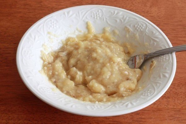 Карамельно-банановый пирог вверх ногами.Ингредиенты:3/4 стакана коричневого сахар3 столовых ложки ... - 2