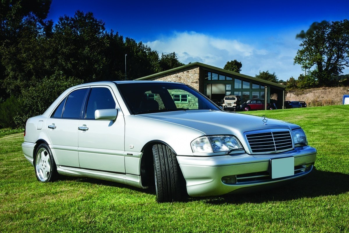 Mercedes-Benz C43 AMG W202 - 2