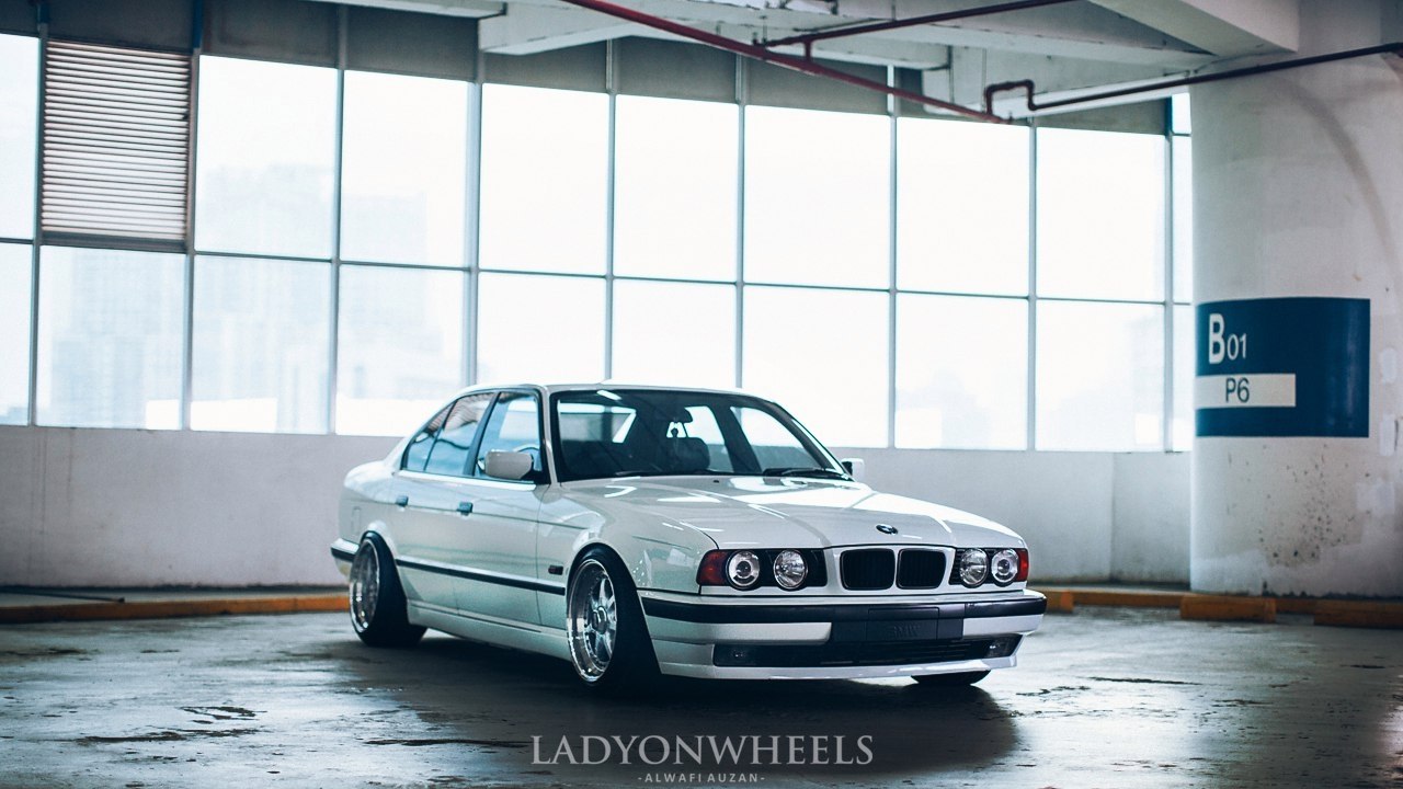 BMW E34 - 3