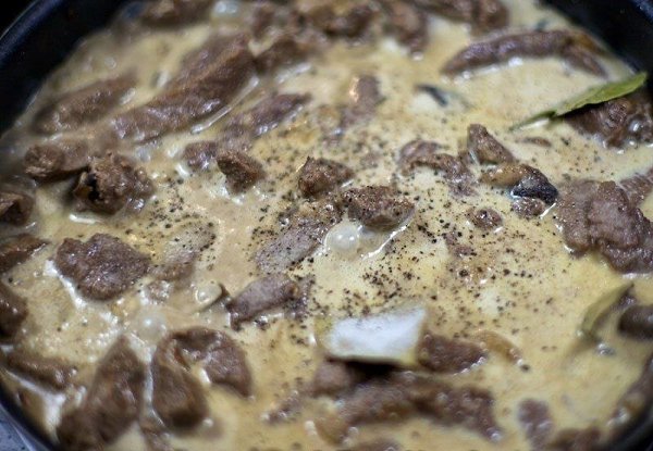 Бефстроганов с грибами и сливками.Сохрани себе рецепт Ингредиенты:Говяжья вырезка — 1,2 кг ... - 9