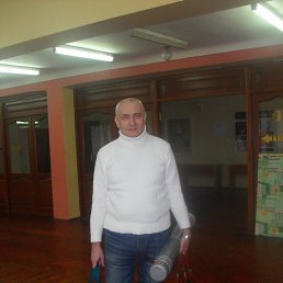 Alexandr, , 56 