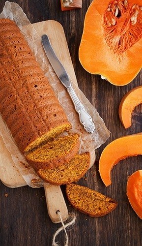 Тыквенный кекс с маком. Кекс получился очень вкусным и красочным, а благодаря чёрным вкраплениям ... - 2
