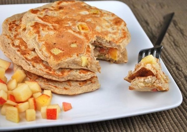 Яблочно-творожные оладьи: правильный и вкусный завтрак! .на 100грамм - 116.91 ккалБ/Ж/У - ...