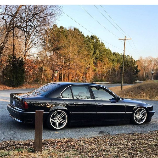 BMW E38