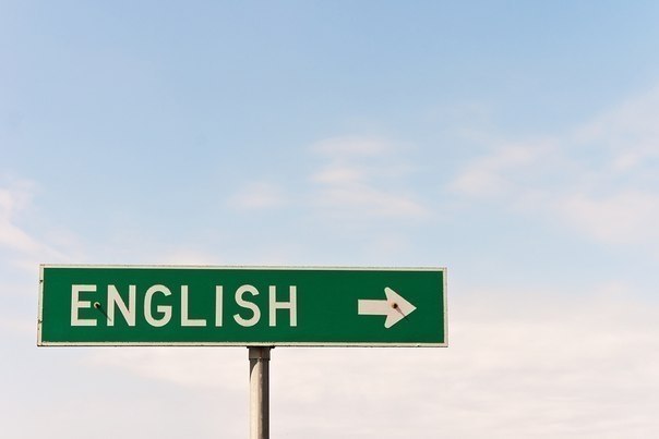 Полезные фразы на английском языке: be in the know / be aware of - быть в курсе be in the right mind ...