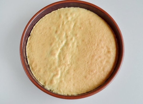 Вкусное пирожное.Сохрани и приготовь Ингредиенты:Яйцо — 3 шт.Сахар — 90 гМука пшеничная — 80 ... - 3
