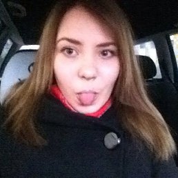 Iryna, 25, 