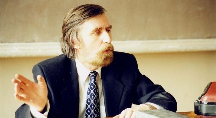 Новые цитаты преподавателей ВУЗов: — Ну вот те, кого я назвал, — молодцы. А остальные как сок. — ...