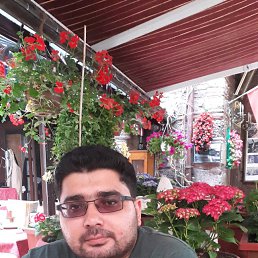 Rustam, 35, 