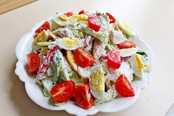 Салат с куриной грудкой