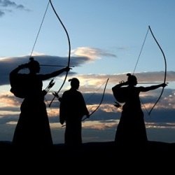 ТРУДНОСТИ - ЧАСТЬ ТВОЕЙ ЦЕЛИ Мастер, - однажды спросил ученик, - почему существуют трудности, ...