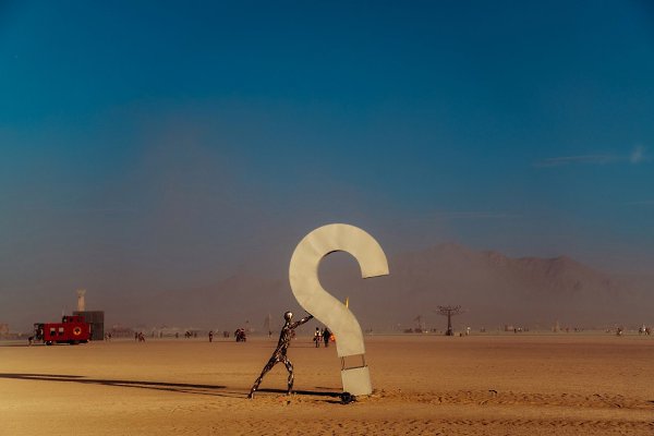 Cамый странный и самый интересный фестиваль в мире Burning Man. На восемь дней американская пустыня ... - 10