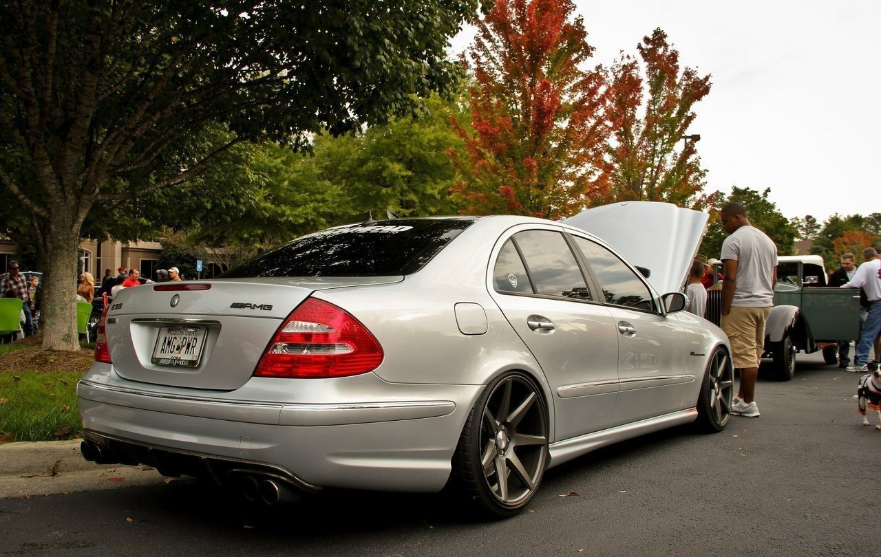 Mercedes-Benz E55 AMG W211