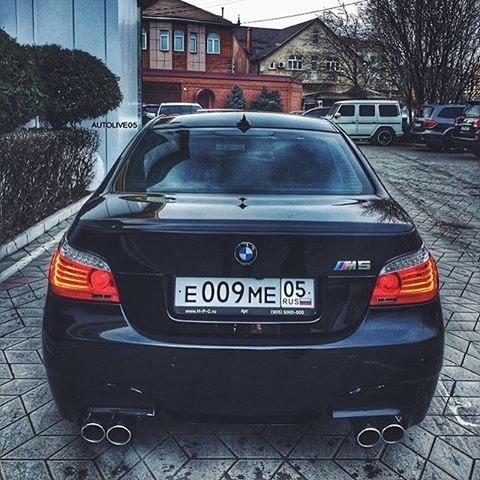 BMW M5 E60