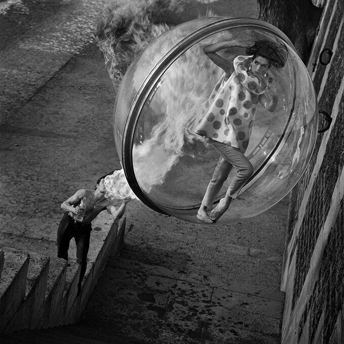 Melvin Sokolsky.Bubble Series, 1963 - 7