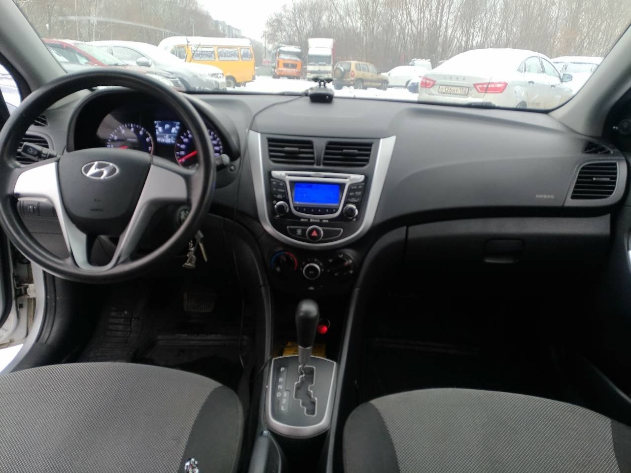 .  . Hyundai Solaris 2012 .  135 000 .   1.4 ., ... - 7