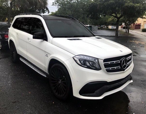 Mercedes-AMG GLS63