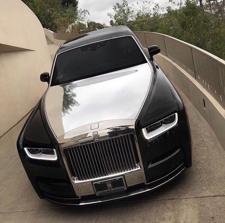 Rolls-Royce Phantom