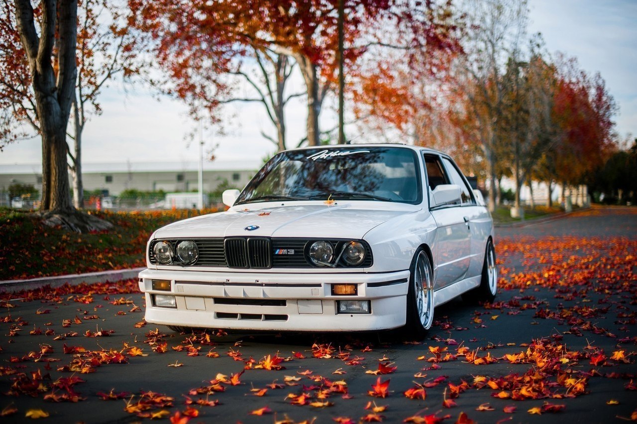 BMW e30