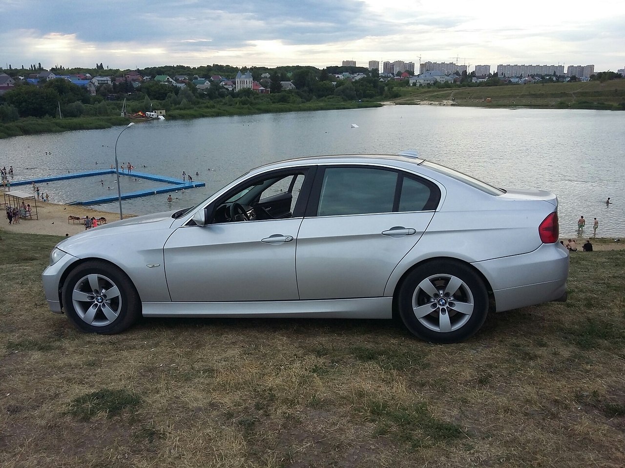 BMW 325i 218. 2005  , ,     , ...